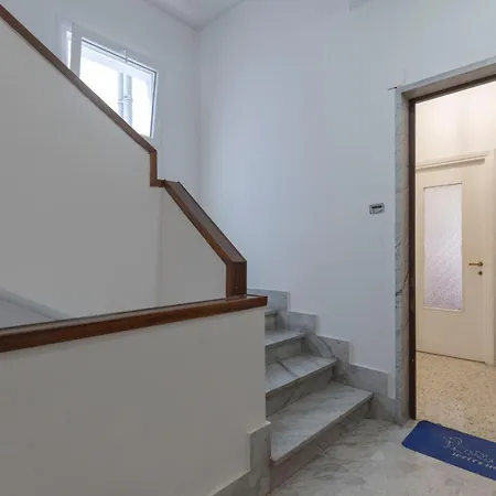 Casa Lilly, Luminosissimo A